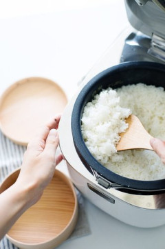 【悲報】炊飯器←ガチで要らない件ｗｗｗｗｗｗｗｗｗｗ