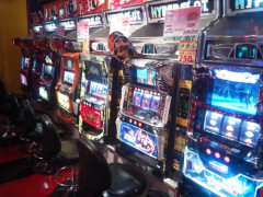 【悲報】パチスロって過去のデータ漁れば勝てるゲーム？