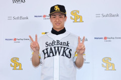 藤原大翔　背番号は22　「ホークスのエースになりたい」