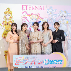 【画像】北川景子さん、1人だけテカテカしたドレス姿で声優と並んでしまうwwwwww