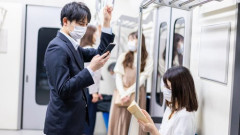 【悲報】いまだにマスクしてるアホさんｗｗｗｗｗｗｗｗｗｗ