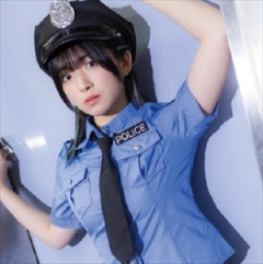 【画像】美少女声優の進藤あまねちゃん（22）、ミニスカポリスのコスプレを披露ｗｗｗ