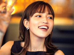 【画像】川口春奈さん、胸元全開で谷間を披露ｗｗｗｗｗｗｗｗｗｗ