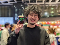 【悲報】酒飲みYouTuber、水で粘る客に本気でブチギレてしまうｗｗｗｗｗｗｗ