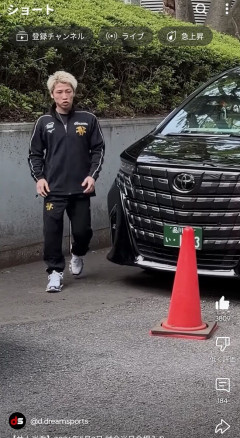 【悲報】井上尚弥さん車の頭身と同じ身長