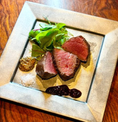 【悲報】豚牛鶏以外の肉を食ったことあるやつに聞きたいんやがｗｗｗｗｗｗｗｗｗｗ
