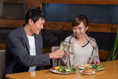 田舎カップル「お酒美味しかったね！さあ代行呼ぼっか！」