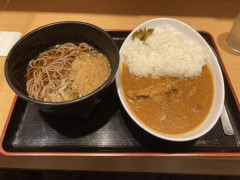 そば屋のカレーみたいなやつって他にある？