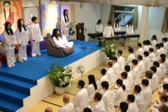 【悲報】麻原彰晃さんの子供「親ガチャはある。何もしてないのに口座も作れないし大学にも入学拒否される」・・