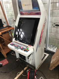 【悲報】ゲーセン業界さん、ガチで悲鳴「このままじゃ街のゲーセンが消える」ｗｗｗｗｗｗｗｗｗｗ