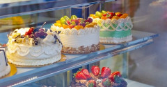 【悲報】「街のケーキ店」、マジで潰れ始めてる模様・・・・・・