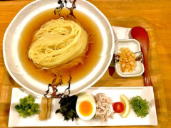 意識高い系ラーメンと意識低い系ラーメン、どっちが旨いんだ？