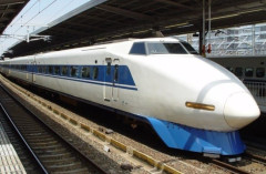 韓国人「世界初の高速鉄道『新幹線』の衝撃的な事実とは？日本の技術力が60年前に到達していた『異次元の領域』がこちらです‥」