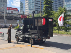 【悲報】ヤバすぎる「焼き芋屋」、秋葉原に降臨するｗｗｗｗ