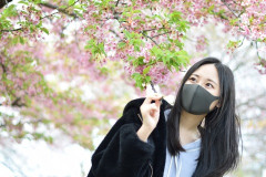 【画像】JKさん「私は素顔にコンプレックスがあります。でも今日は勇気を出してマスクを外します･･･････！」⇒！