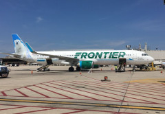 離陸直前の旅客機に人がはねられ死亡…米デンバー国際空港！