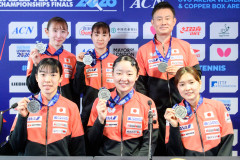 【悲報】世界卓球日本女子さん、中国から2勝奪って王手をかけるも2-3で惜敗・・・・・・・・・