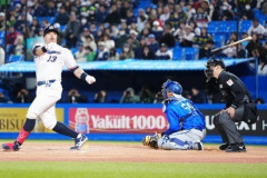 【悲報】オスナにフルスイングされた川上審判、3週間が経過した現在も意識戻らず…