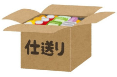 【トメよ…】姑からまた食料の山が届いた。2人暮らしで腐る前に消費しきれない量というのは置いといて、何度言っても配達日当日に発送の連絡してくるから困る