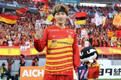 名古屋、山岸圧巻ハットで京都撃破し３連勝！町田はナ・サンホ２発で千葉に快勝し逆転優勝の望みつなぐ　J1第16節（関連まとめ）