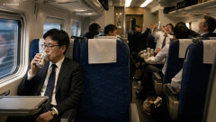 【5chはどっち派？】ロシア人タレント・小原ブラスが提唱「新幹線でのお酒はもう禁止にして欲しい」ユーザー間で議論勃発