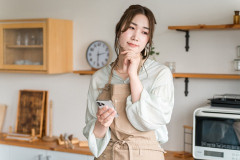 【画像】浜辺美波さんが毎日食ってる弁当、質素すぎるｗｗｗ