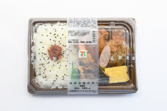【悲報】市販の弁当に混ざってると少しだけ残念な顔になる具材