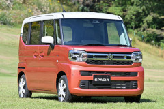 スペーシア1年11カ月ぶり首位　4月の車名別新車販売
