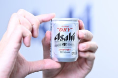 【悲報】すごく小さい缶のビールあるでしょ？