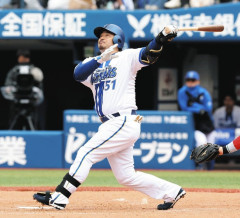 宮崎敏郎(32) 141試 .301 16本 73打点 OPS.808 ←オフに6年12億の長期契約