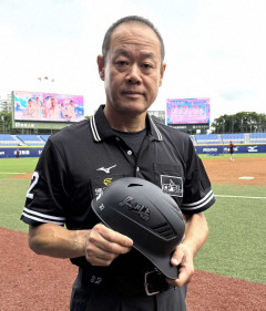 【悲報】川上球審さん、オスナのバット投げ事故からまもなく1ヶ月が経過するもまだ意識戻らず・・・・・・・・・