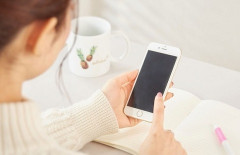 付き合い始めて間もない彼と連絡が取れなくなり、数ヶ月経っても何の連絡もなく振られたと思っていた。半年以上後に突然連絡が来た