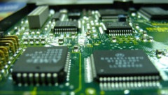 米半導体株の熱狂「1～2年は続く」　バブルではなくブームか