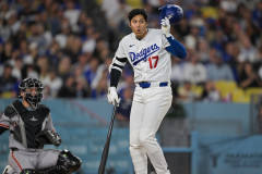 【悲報】大谷翔平さん、地元紙に「相変わらずだ」と戦犯扱いされてしまうｗｗｗｗｗｗｗｗｗｗ