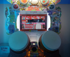 【動画】陽キャさん、太鼓の達人でうっかり神業を披露してしまうｗｗｗｗ