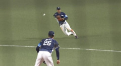 【動画】石井一成の神守備にネビンもガッツポーズ！
