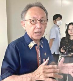 玉城デニー氏、政党の推薦を受けない考え　沖縄県知事選