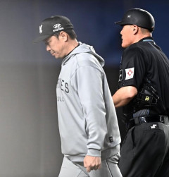 ロッテ、崖っぷちへ　借金9