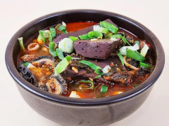 韓国人「世界のみんなも動物の血を食べたりするの？」