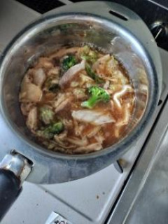１００%美味いであろううどんのスープ作ってる