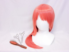 【悲報】コスプレイヤーさん、5万円で依頼した小道具の出来栄えがひどすぎて泣く