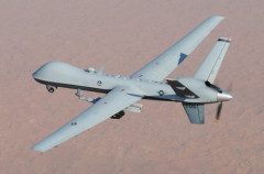 【悲報】米軍のドローン操縦士さん、年収2000万＋ボーナス2000万貰えるのにみんな辞めてしまう・・・・・・・・・