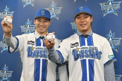 【DeNA】相川監督、トレード移籍の尾形の心身にほれ込む「触ってみたけど体つきがいい」