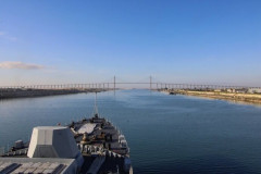 地中海から紅海へ…イタリア海軍多目的戦闘艦「ジョヴァンニ・デッレ・バンデ・ネーレ」がスエズ運河を通過！