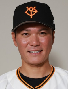 坂本勇人「巨人所属で歴代最高ショートです。陽キャです。プロ意識高いです。不倫しません」←この人