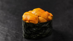 【悲報】「最後にウニ食べますか？」→頷いたら一貫7000円だった件