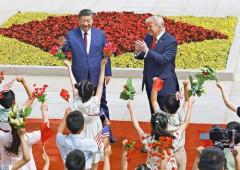 【動画】中国のキッズさん、トランプ大統領を歓待させられる