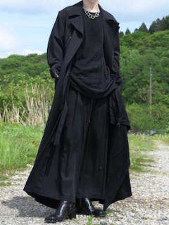 学生の頃にドメブラとかのまともな服を買ってこなかったチー牛ってダサすぎだろ