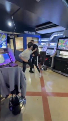 【衝撃】最近よく見るヤンキーとオタクさんが殴り合う動画がヤバすぎるｗｗｗｗｗｗｗｗｗｗ
