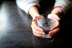 【悲報】 既婚者たち、”セカンドパートナー”を欲しがる…